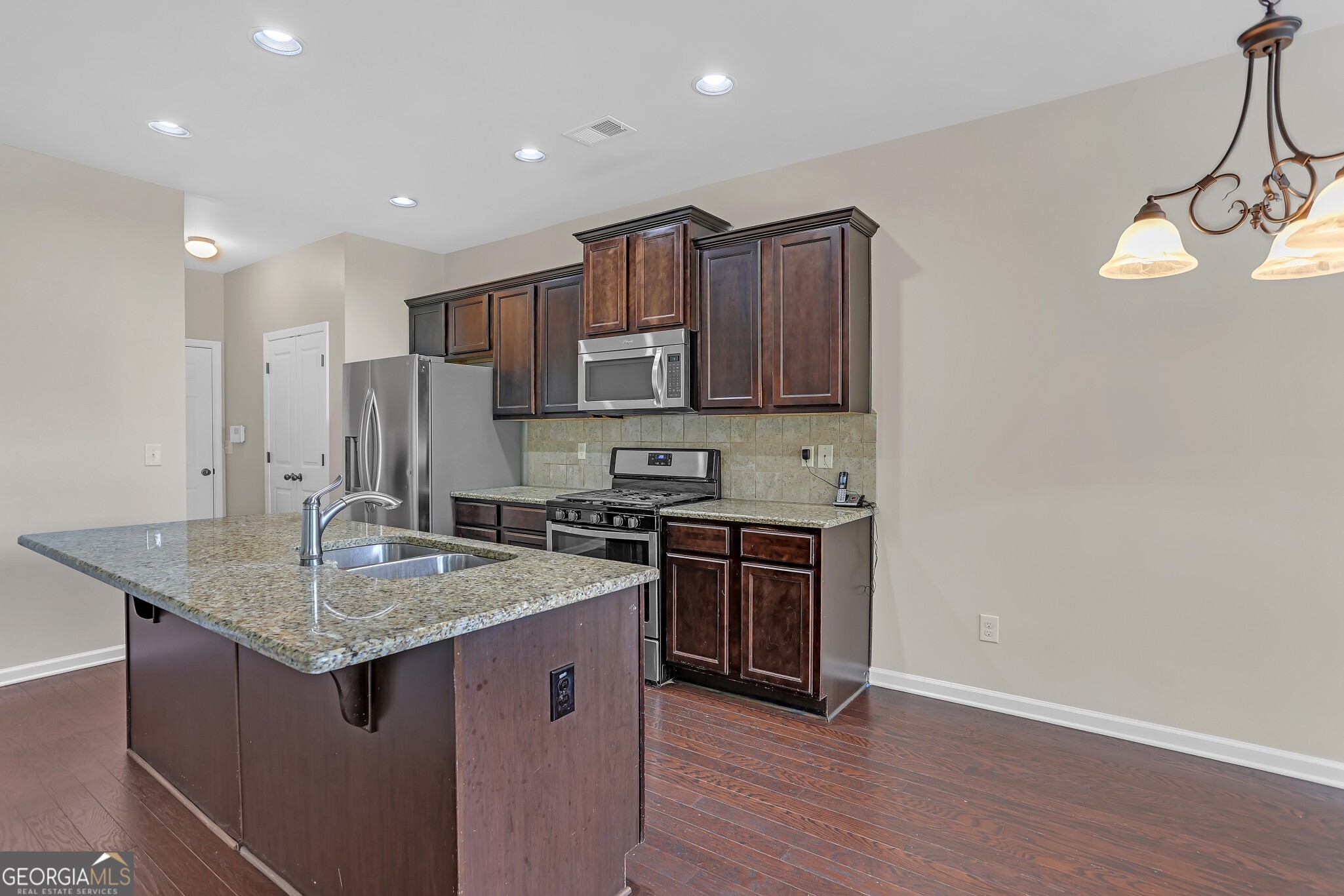568 Garden View Court Property Photo 14