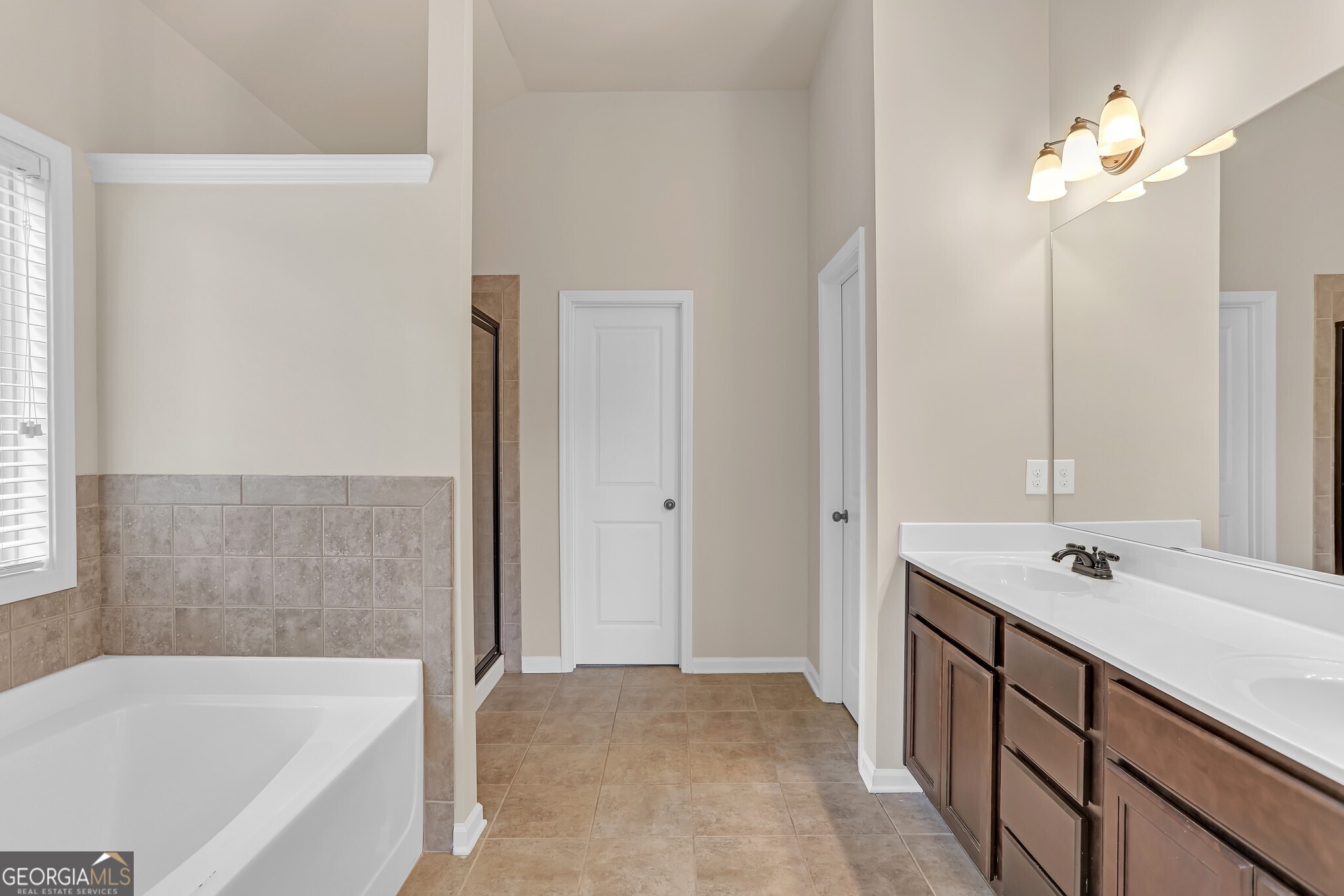 568 Garden View Court Property Photo 29