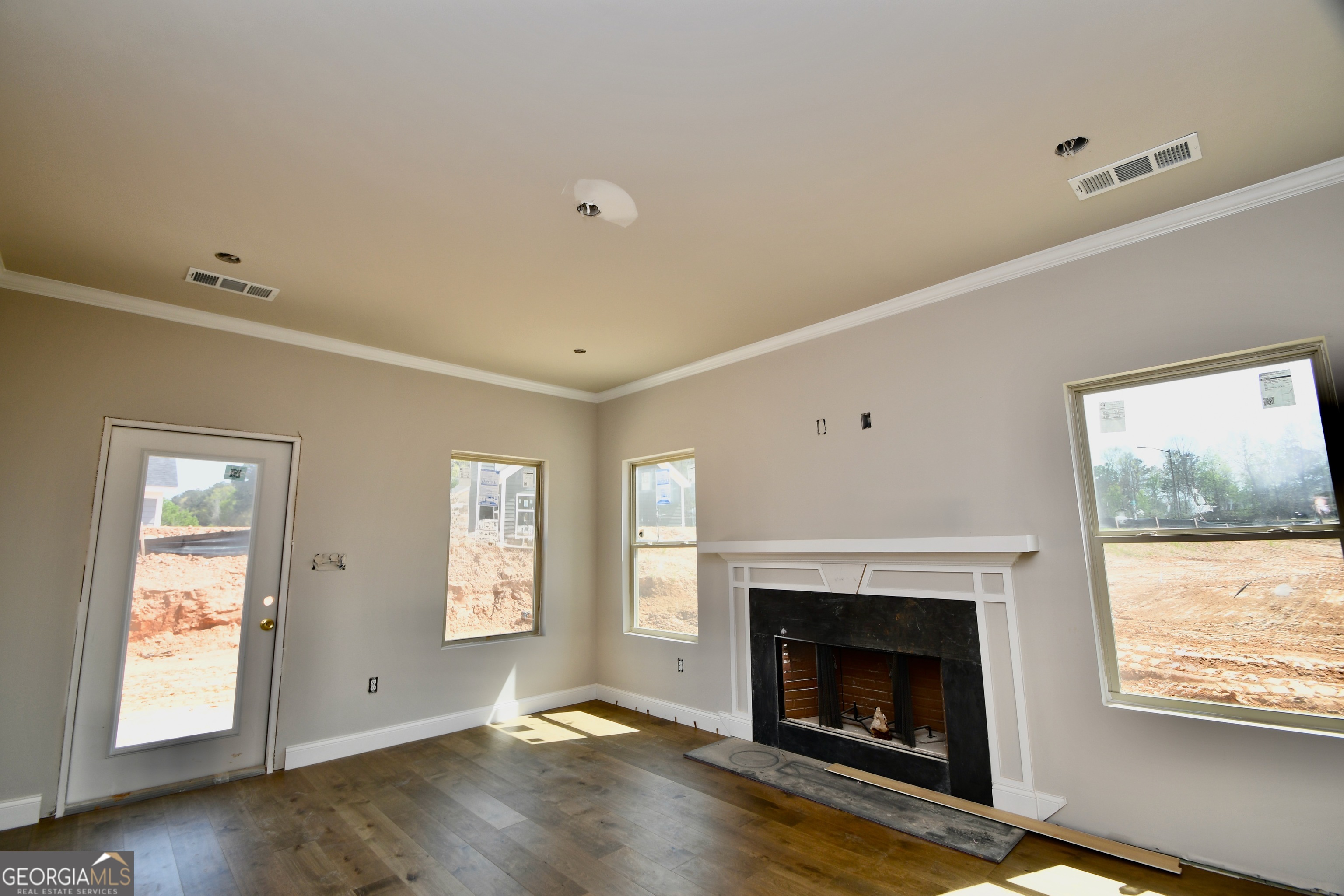 326 Andover Drive Property Photo 2