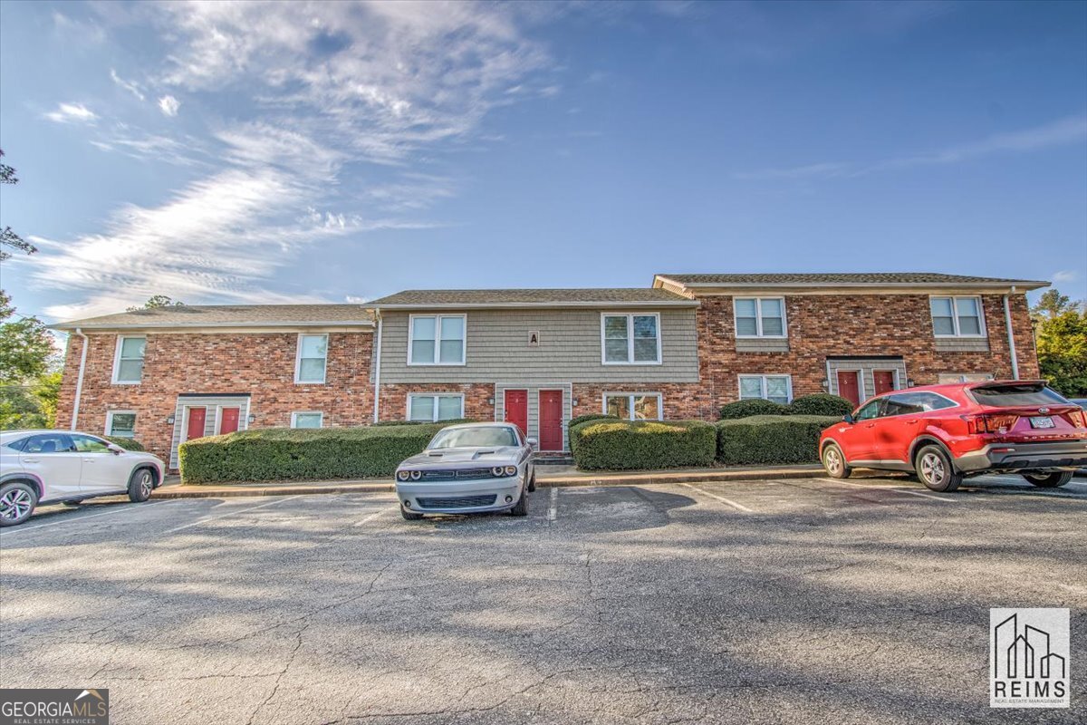 2201 Walden Drive # B5 Property Photo 1