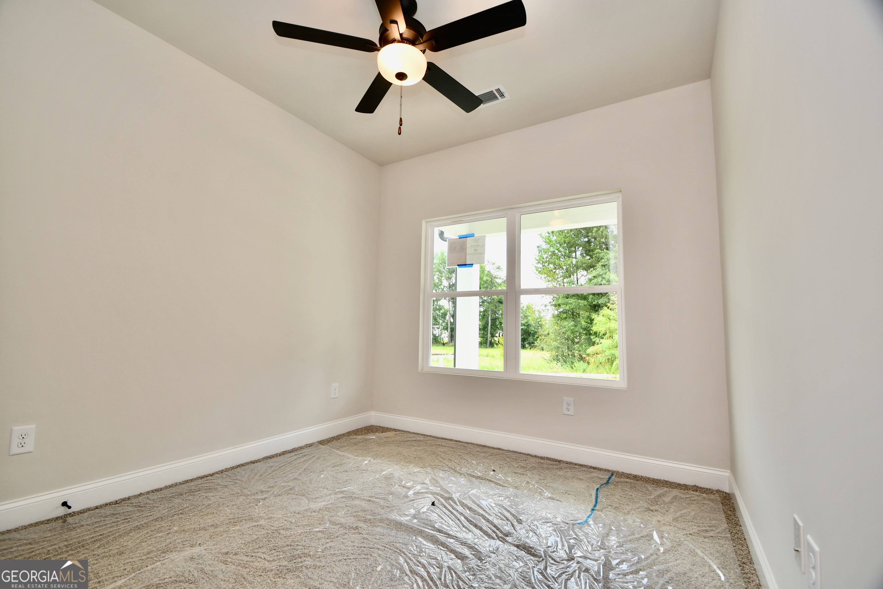 215 Timsbury Property Photo 5