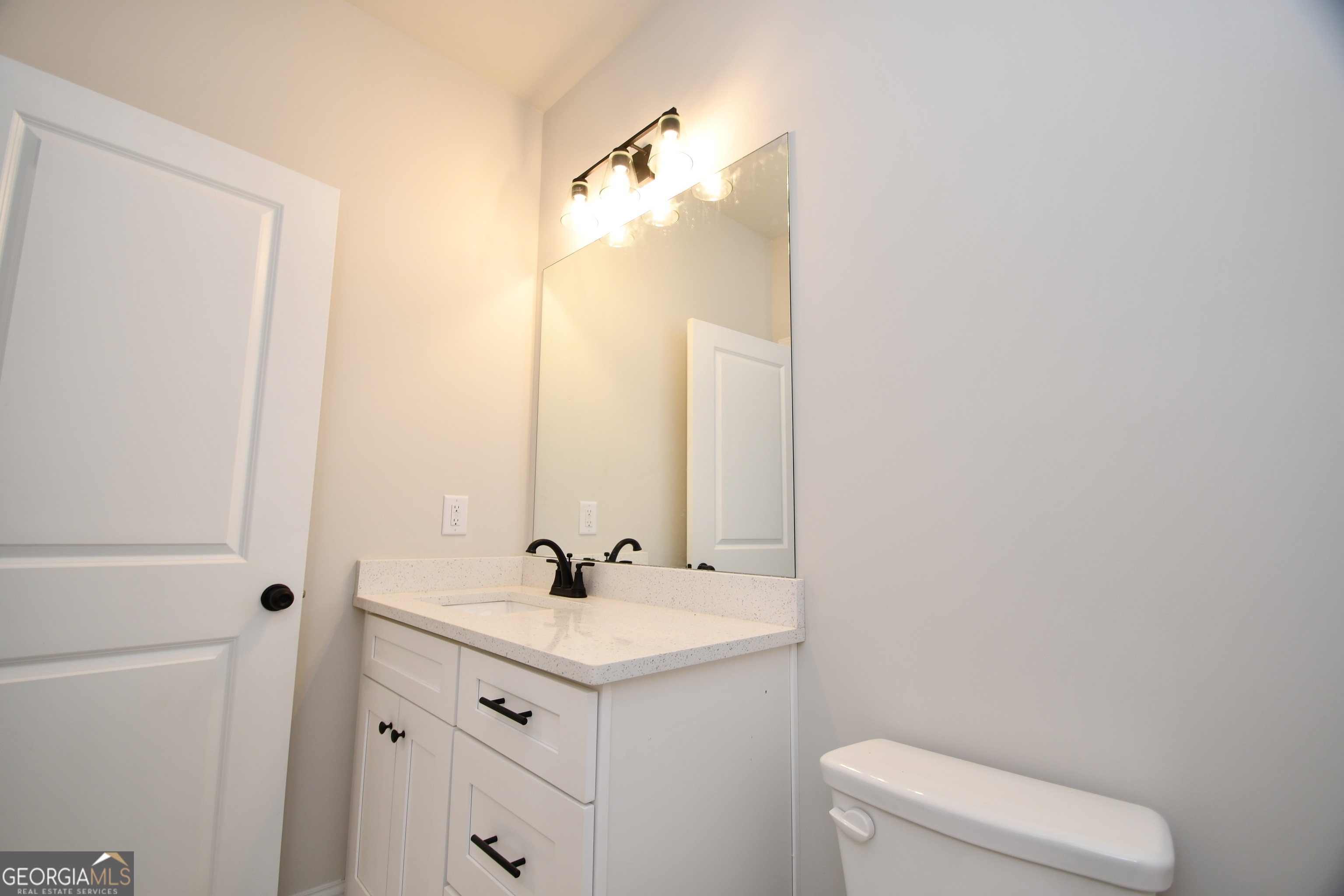 215 Timsbury Property Photo 14