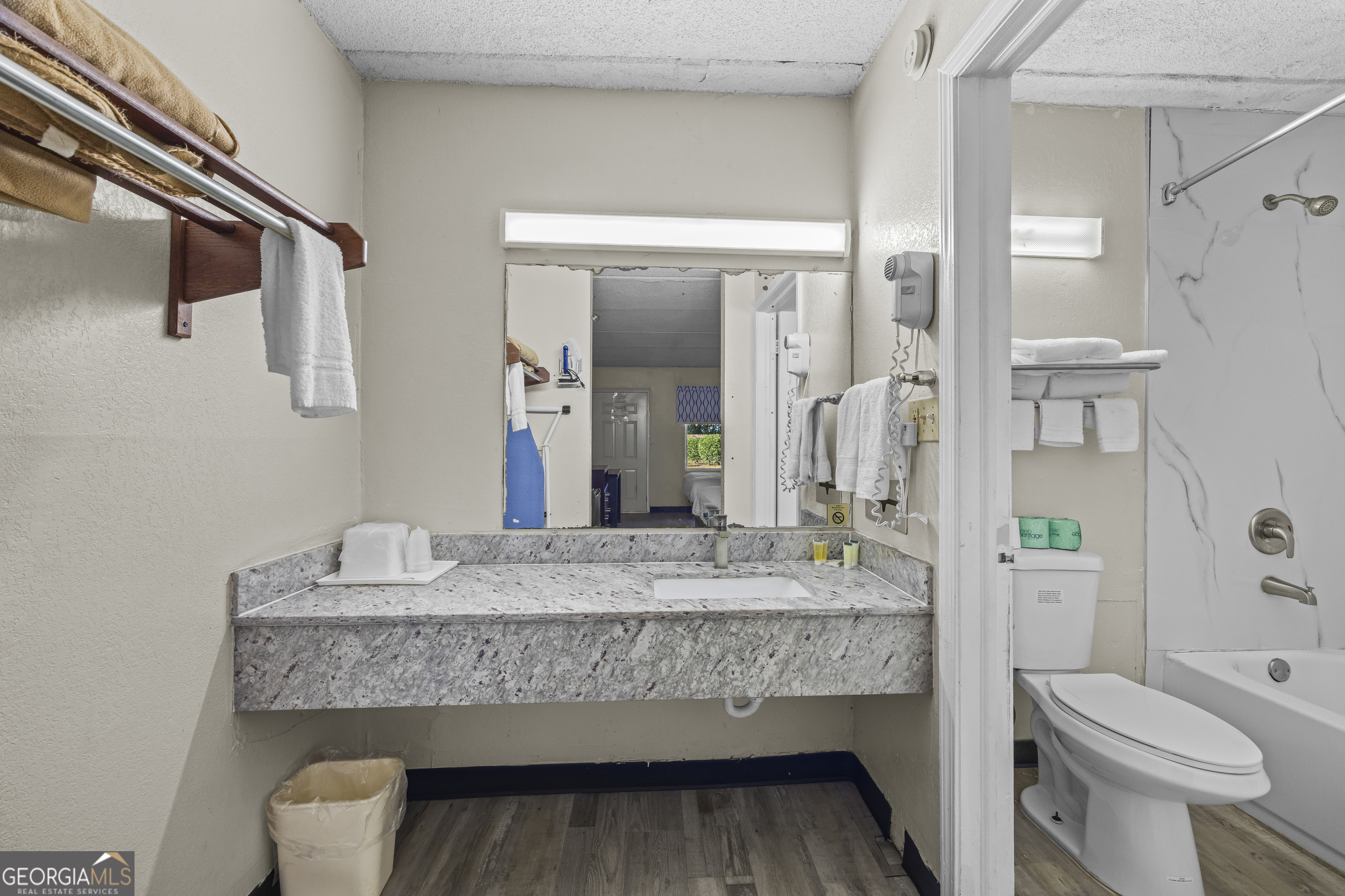 13705 Highway 17 Property Photo 61