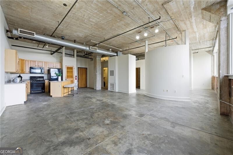 505 Whitehall Street Sw # 307 Property Photo 4