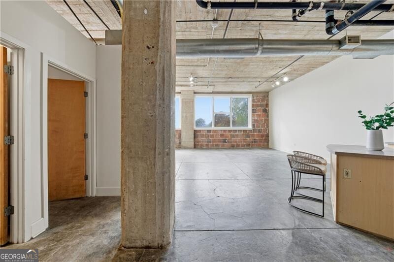 505 Whitehall Street Sw # 307 Property Photo 5