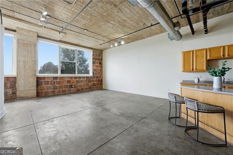 505 Whitehall Street Sw # 307 Property Photo 6