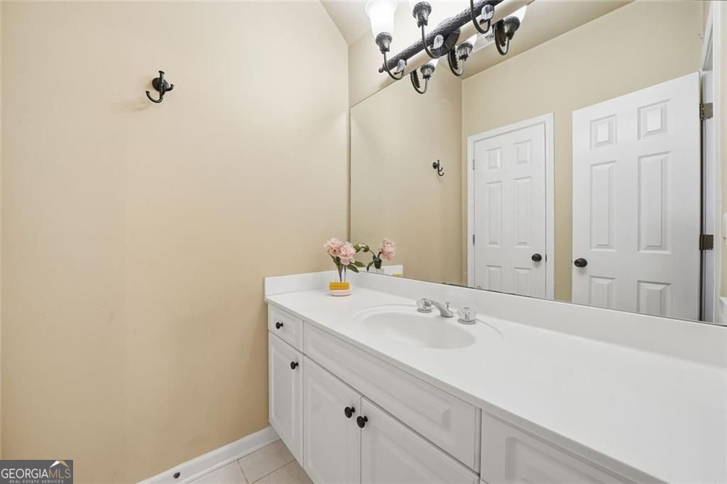 585 St Regis Lane Property Photo 38
