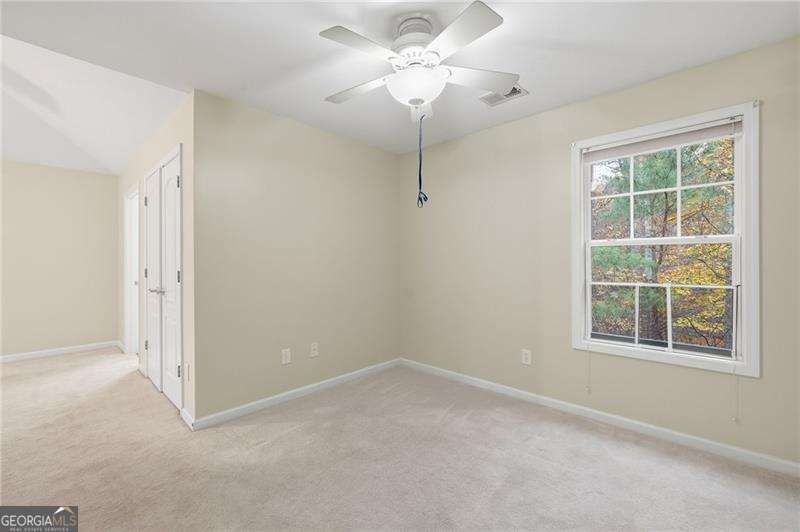 526 Arden Close Property Photo 15