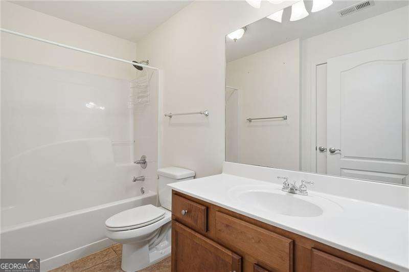 526 Arden Close Property Photo 22