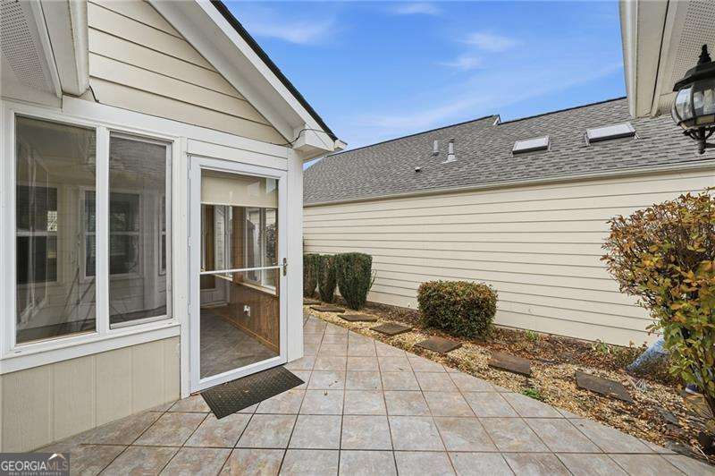 526 Arden Close Property Photo 23
