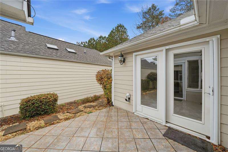 526 Arden Close Property Photo 24