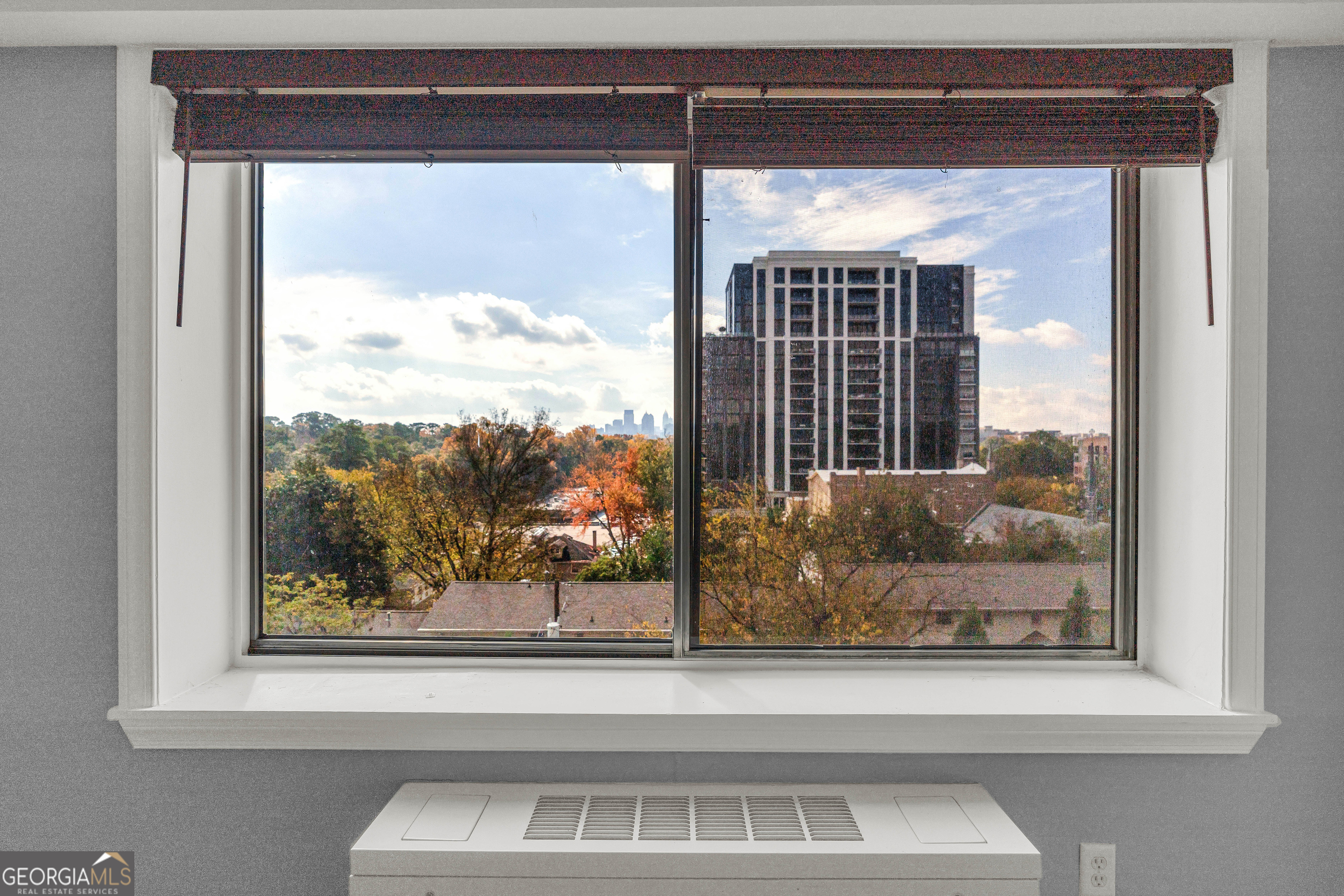 2479 Peachtree Road Ne Apt 506 Property Photo 75