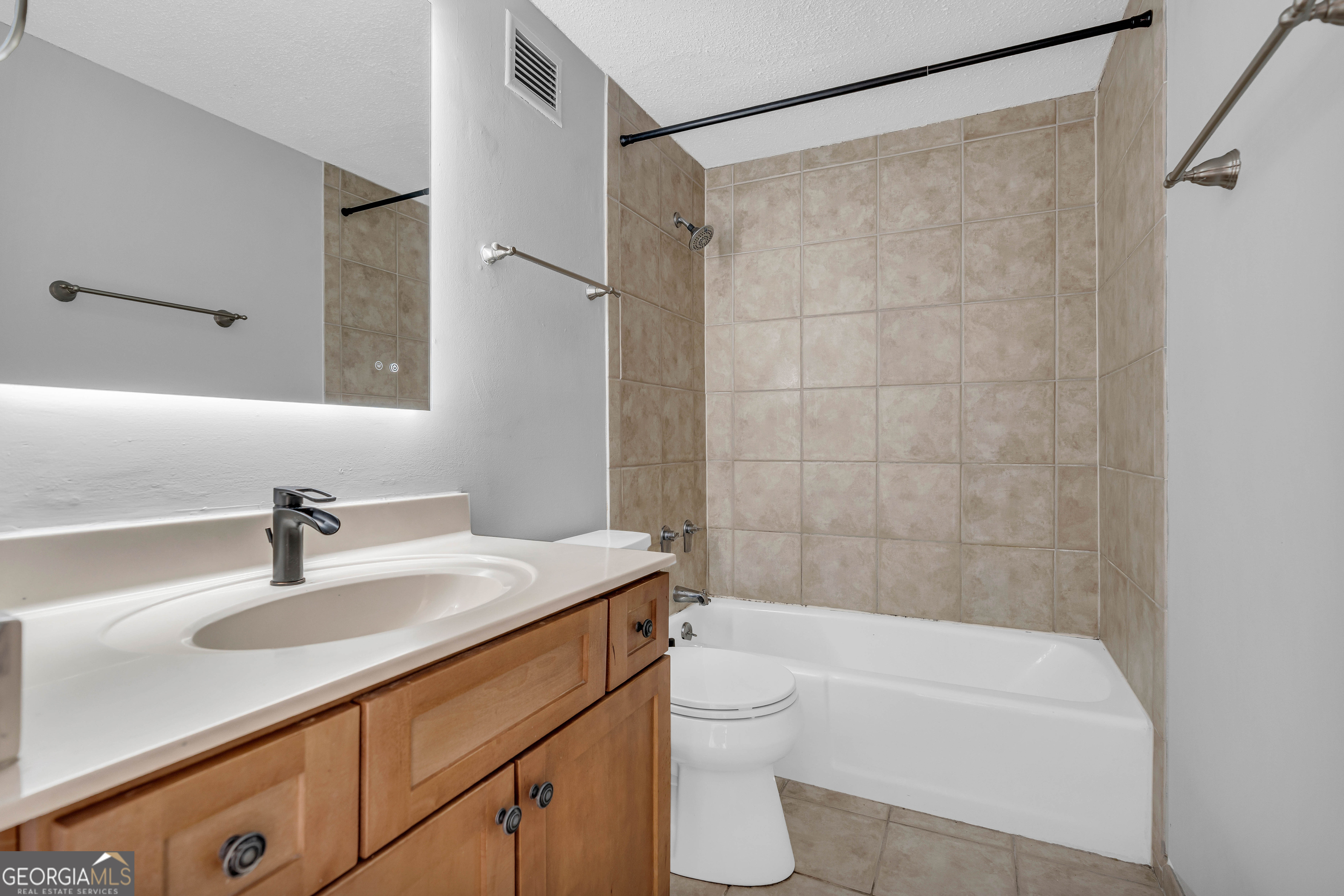 2479 Peachtree Road Ne Apt 506 Property Photo 86