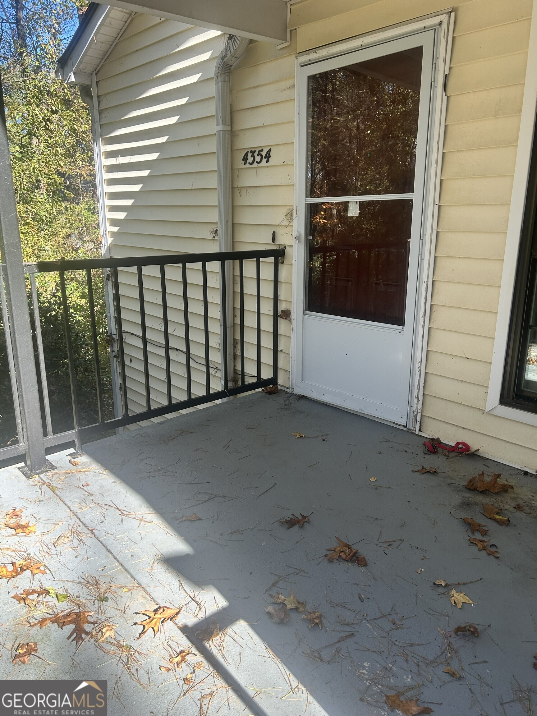 4354 Timberlake Property Photo 2