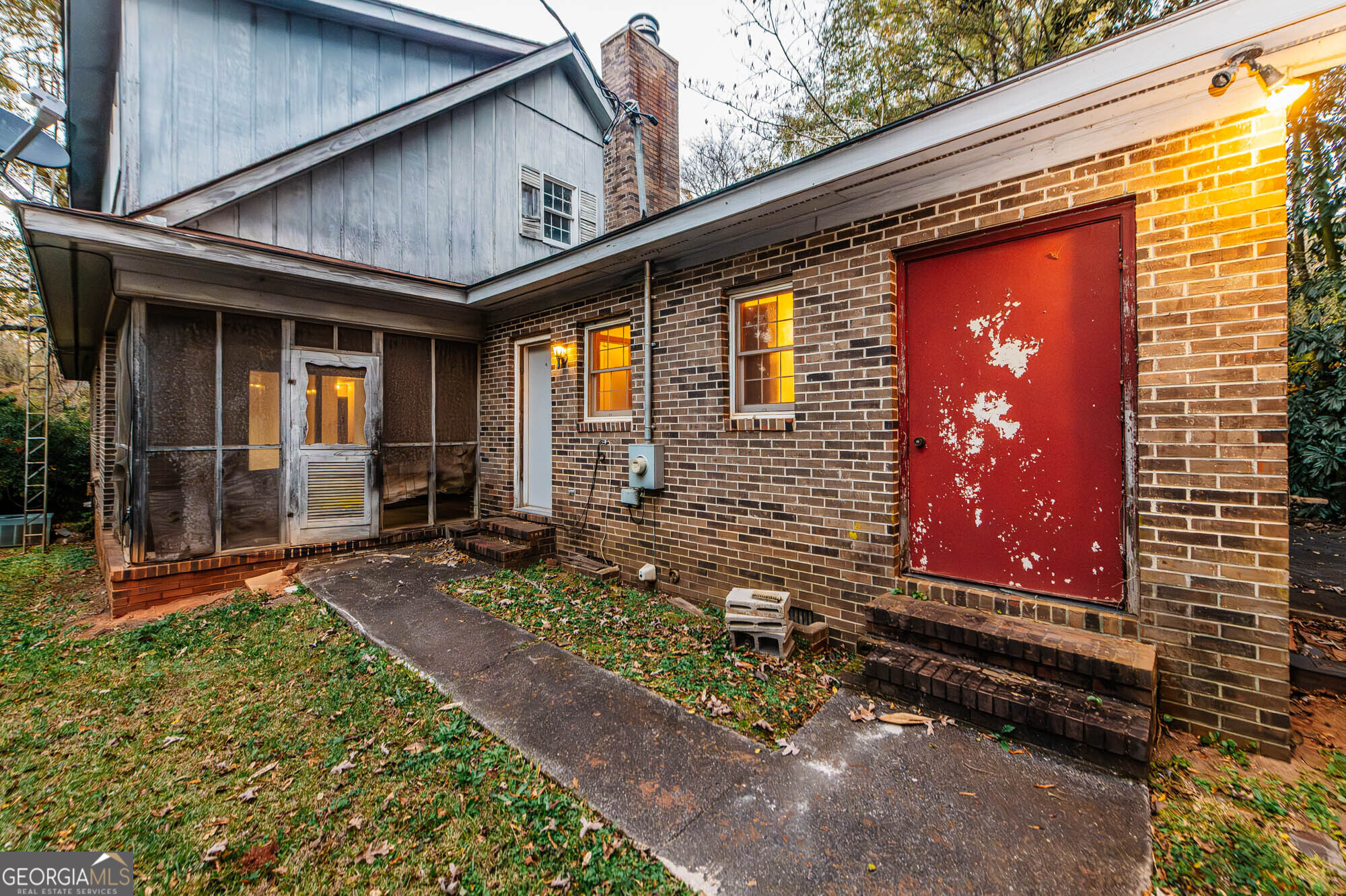 6368 Old Forsyth Road Property Photo 4