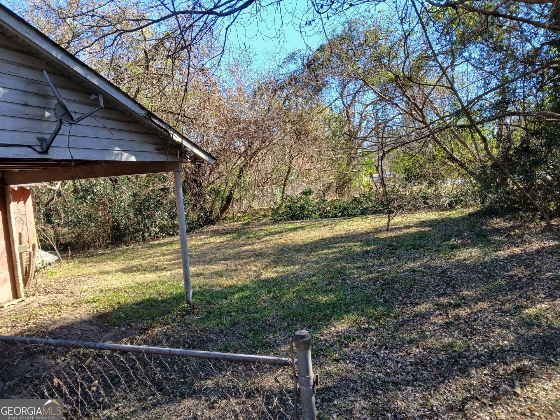909 Johnson Street Property Photo 2
