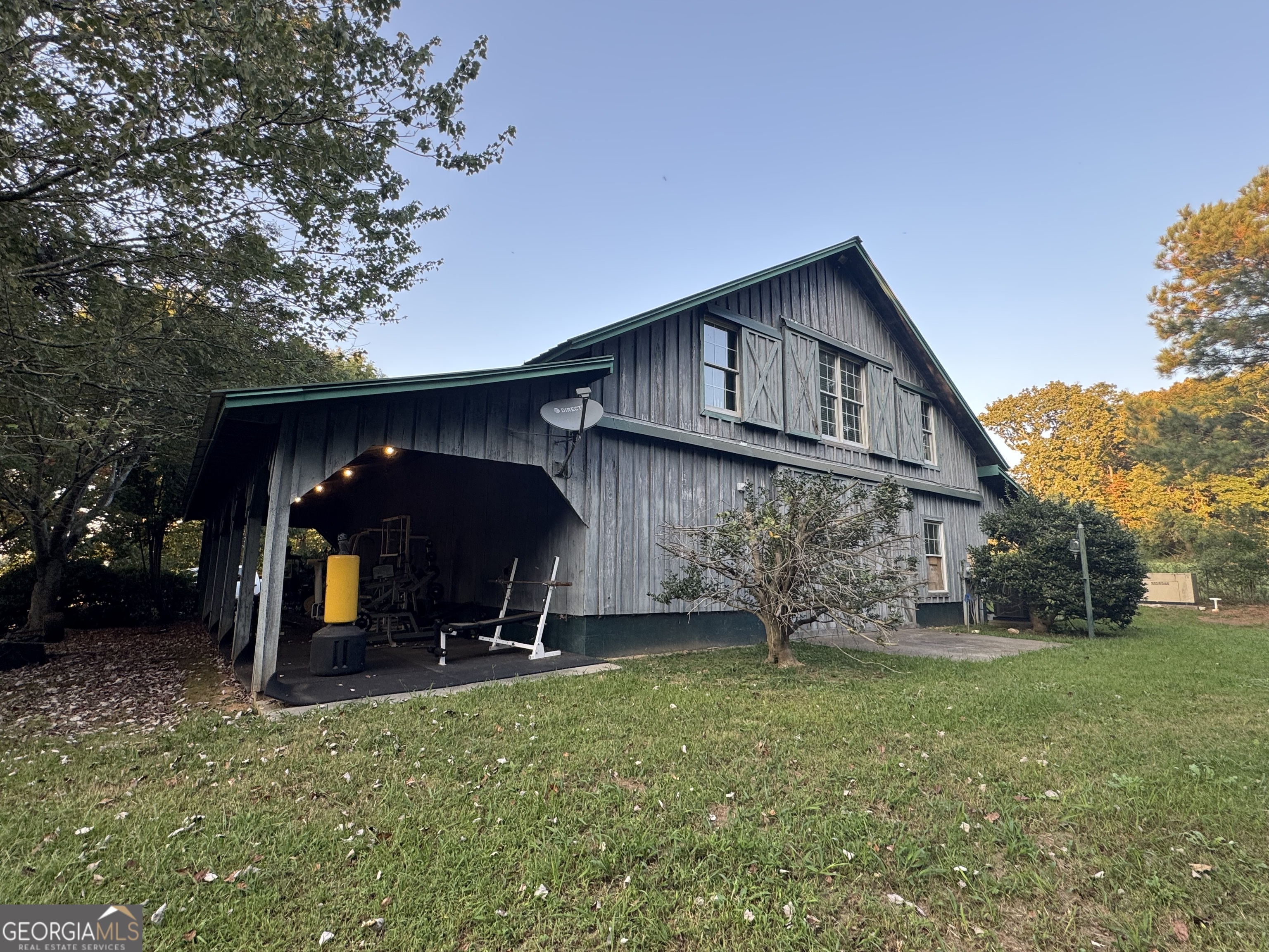 1045 Pleasant Hill Road Property Photo 2