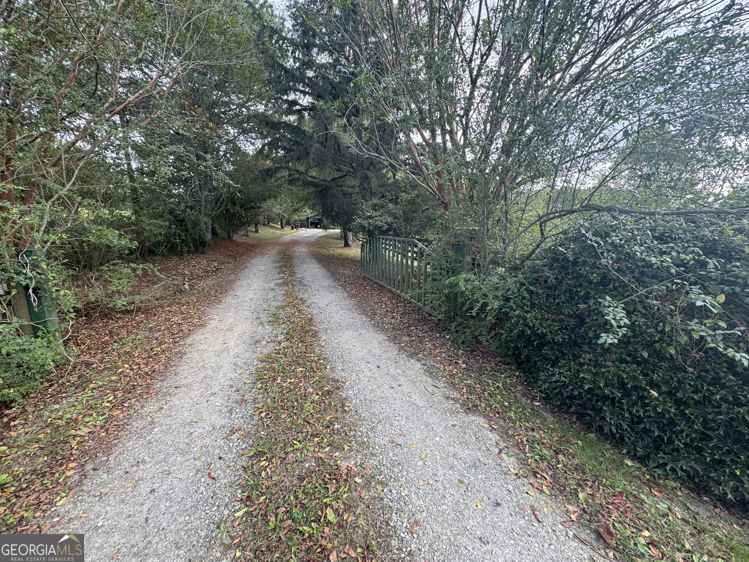 1045 Pleasant Hill Road Property Photo 4