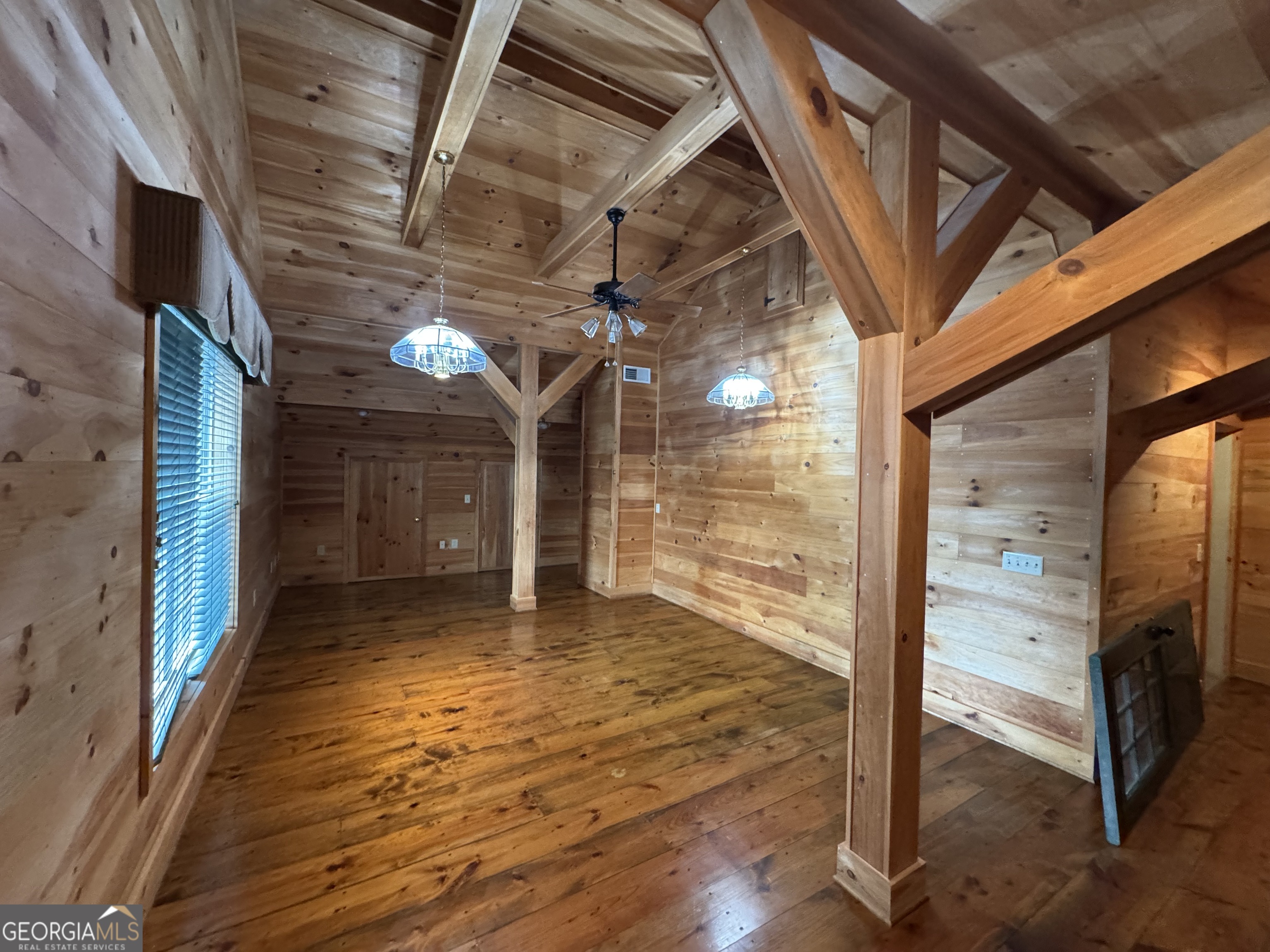 1045 Pleasant Hill Road Property Photo 11