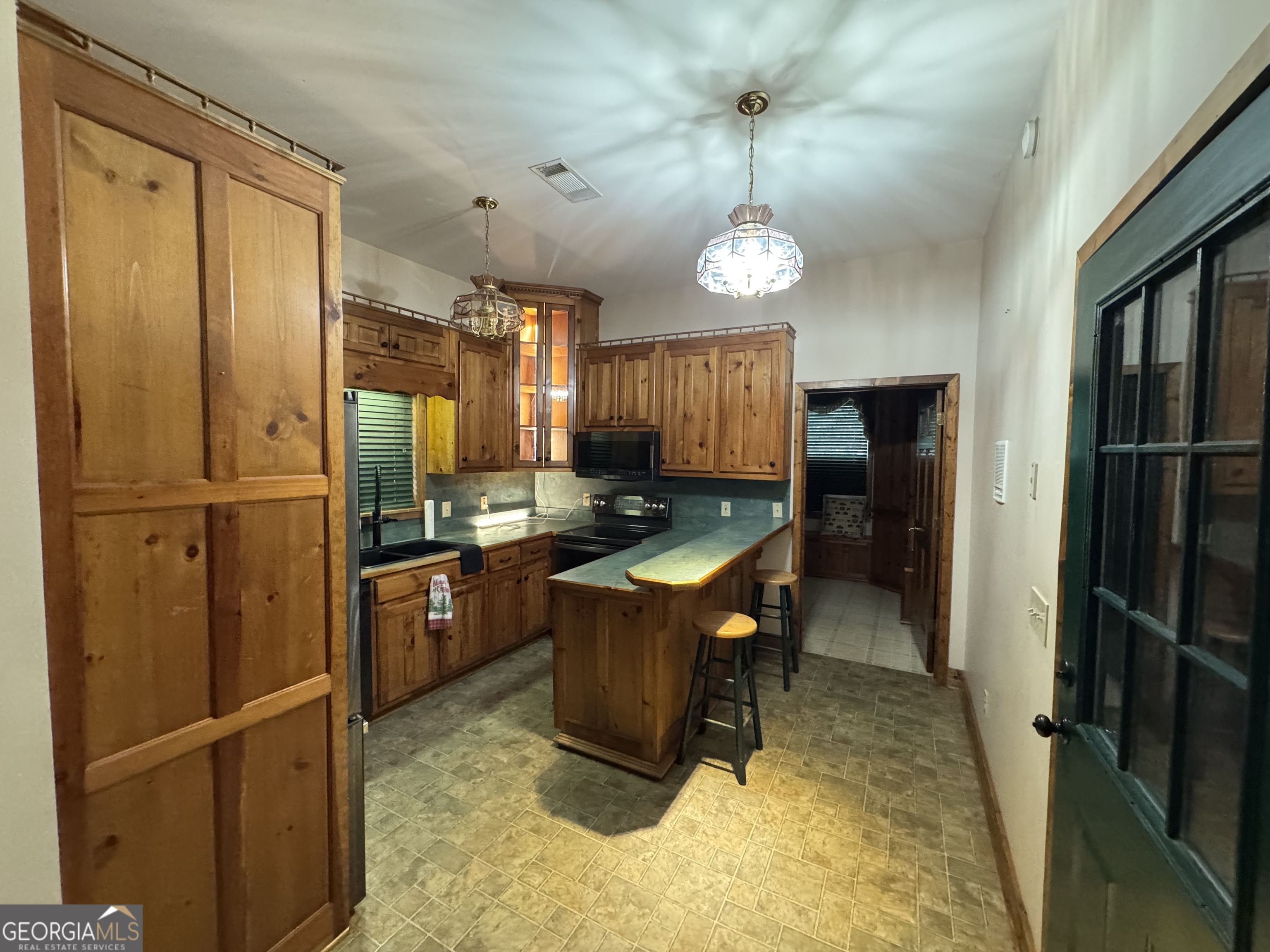 1045 Pleasant Hill Road Property Photo 13