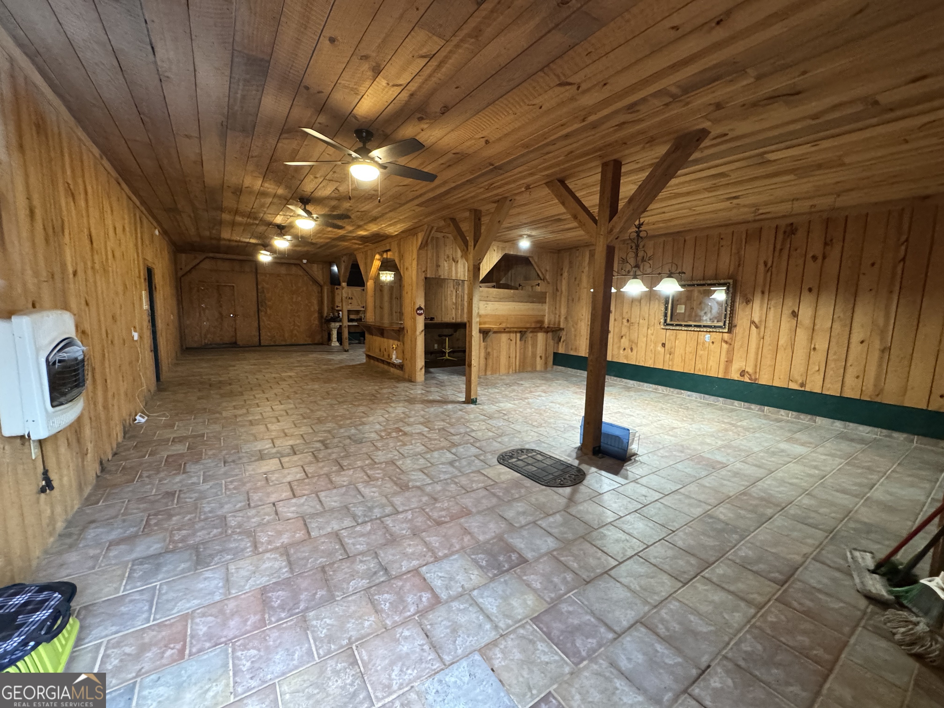 1045 Pleasant Hill Road Property Photo 14