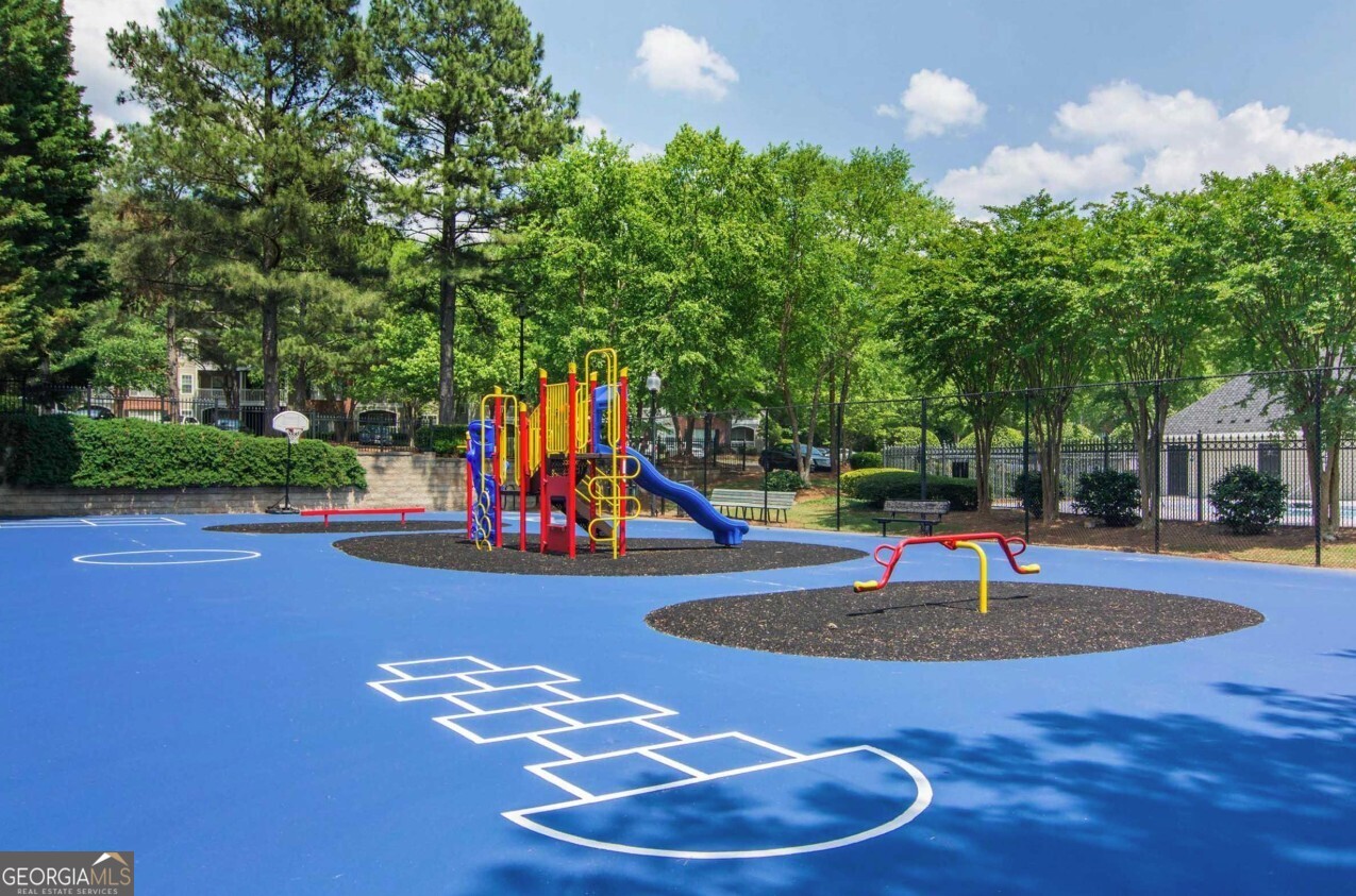 9200 Roberts Drive # 423 Property Photo 19