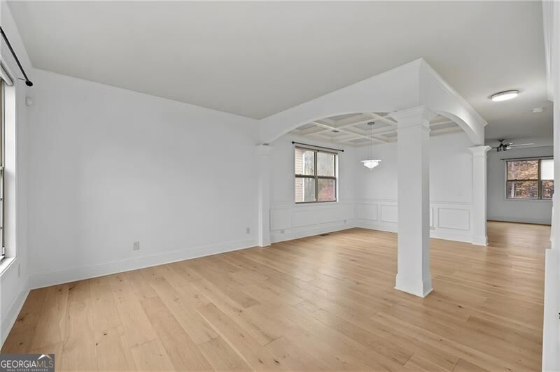 351 The Boulevard Property Photo 5