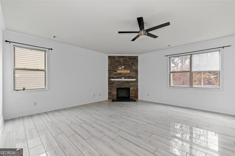 351 The Boulevard Property Photo 14