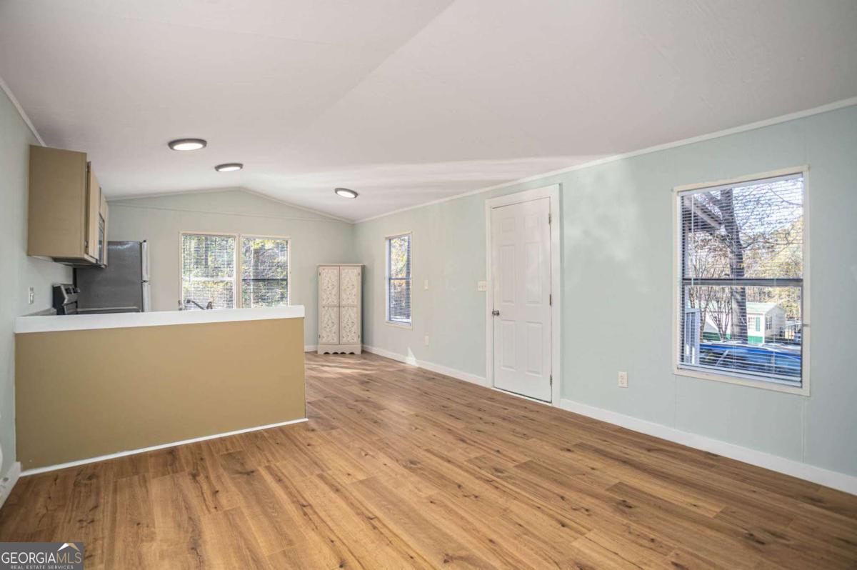 139 Anglin Road Property Photo 4