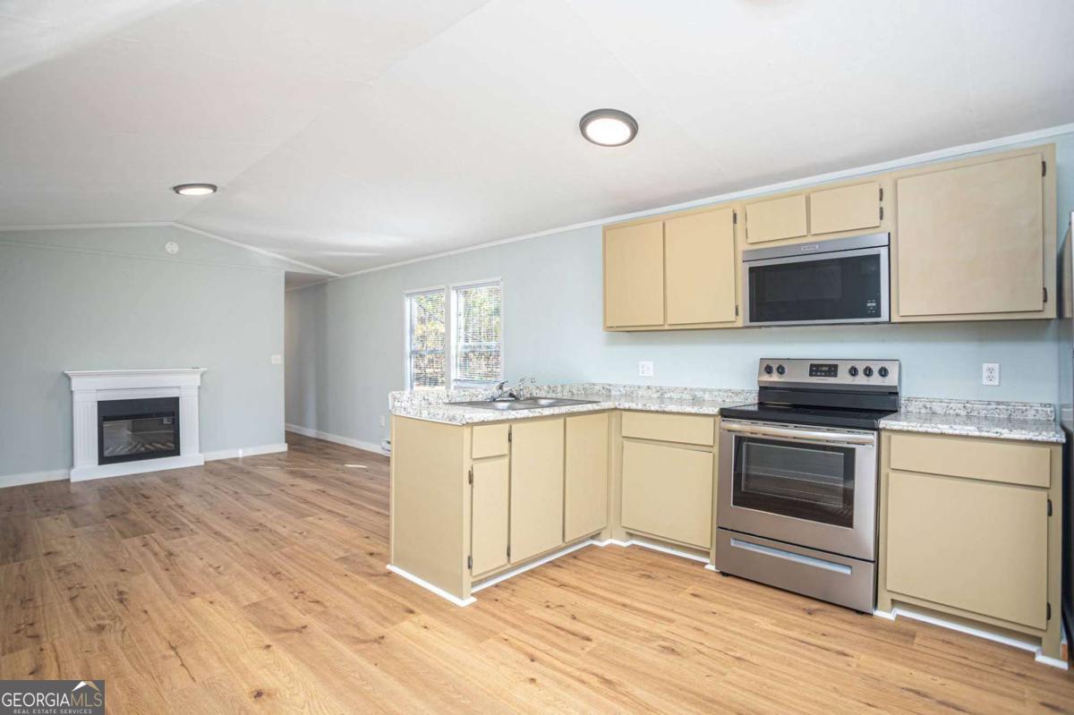 139 Anglin Road Property Photo 7