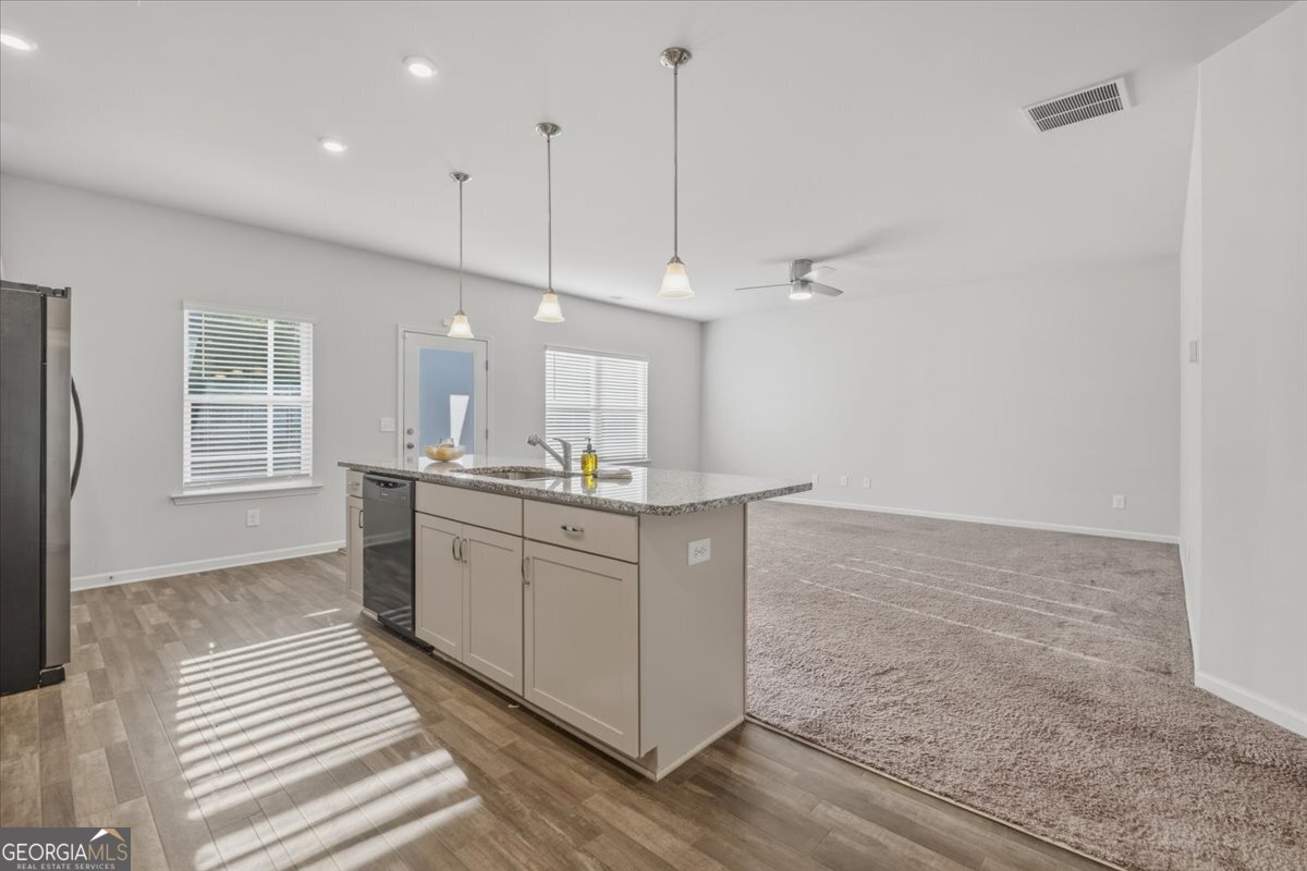 1 Longbrooke Drive Se Property Photo 10