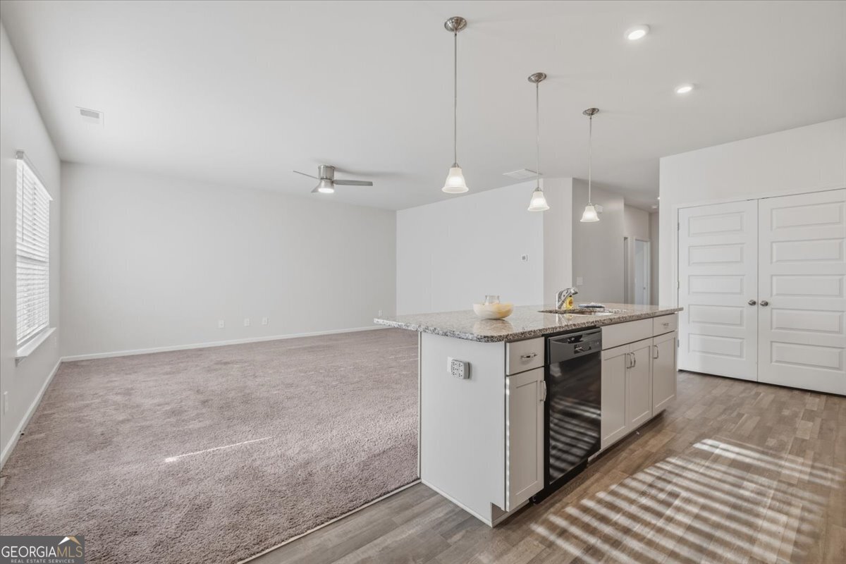 1 Longbrooke Drive Se Property Photo 12