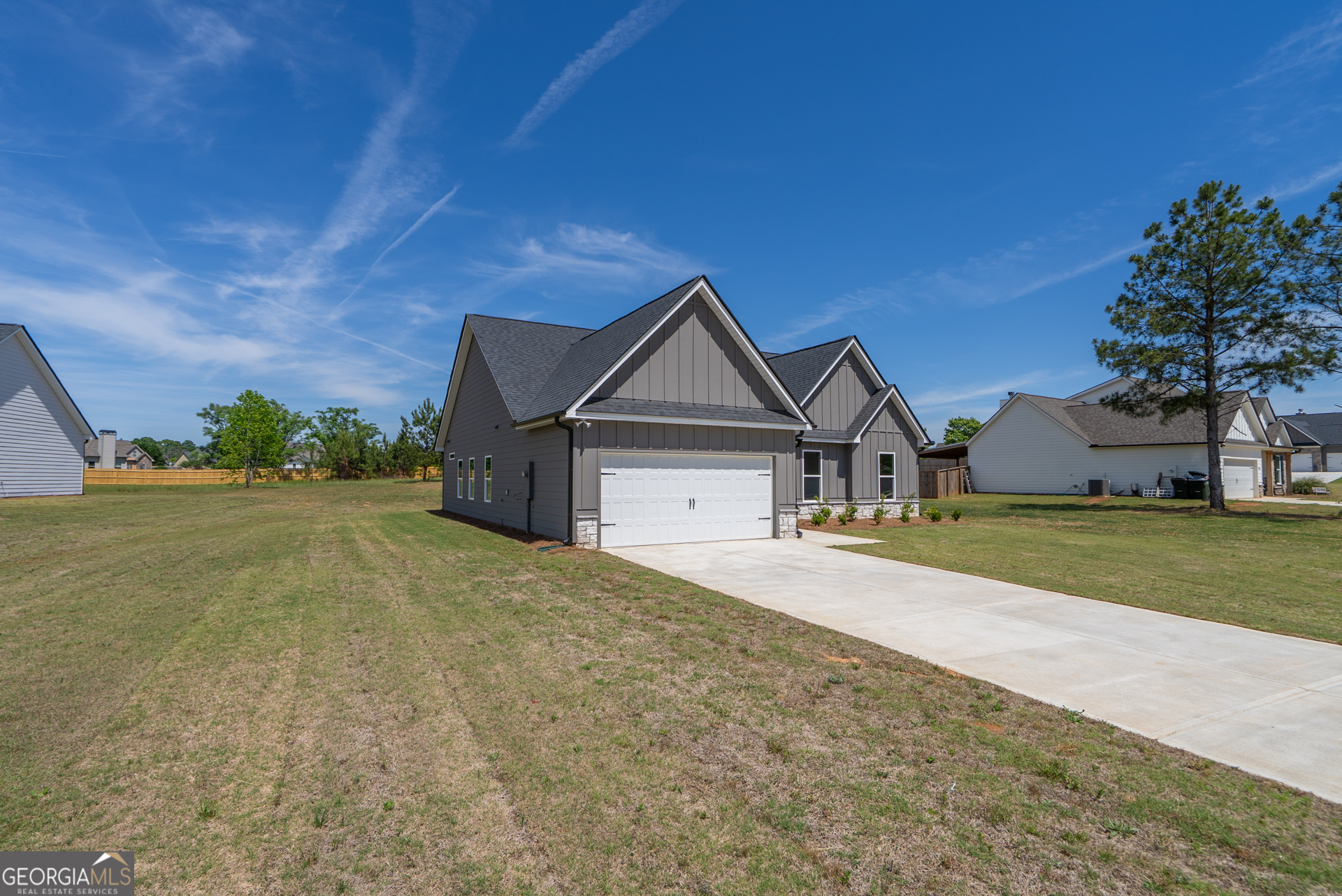 205 Squirrel Run Property Photo 3