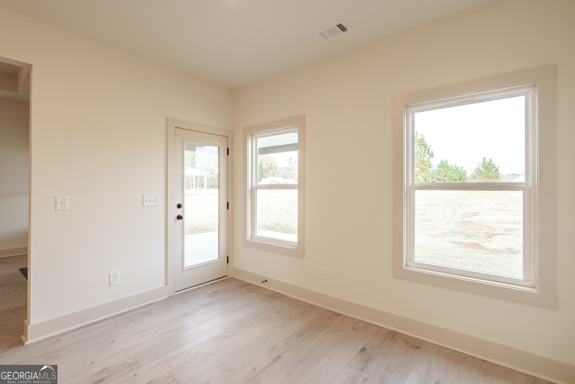 205 Squirrel Run Property Photo 12