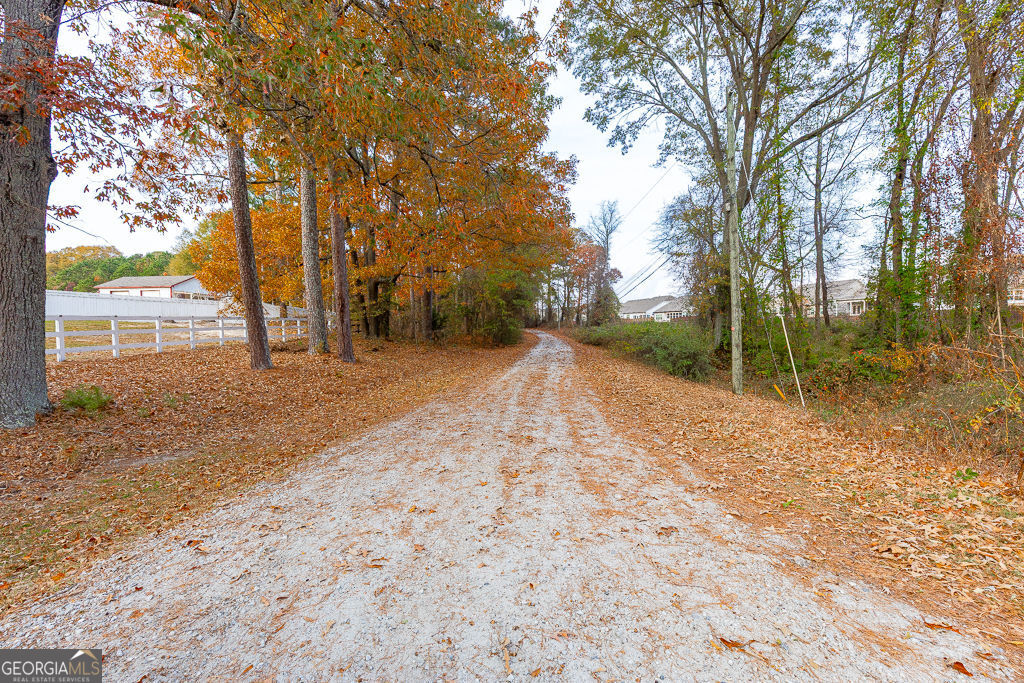 525 Cooper Road Property Photo 7