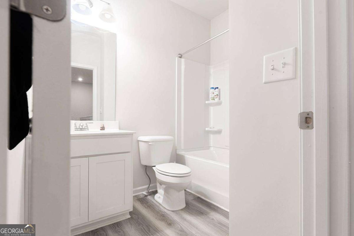 1135 Chastain Drive Property Photo 16