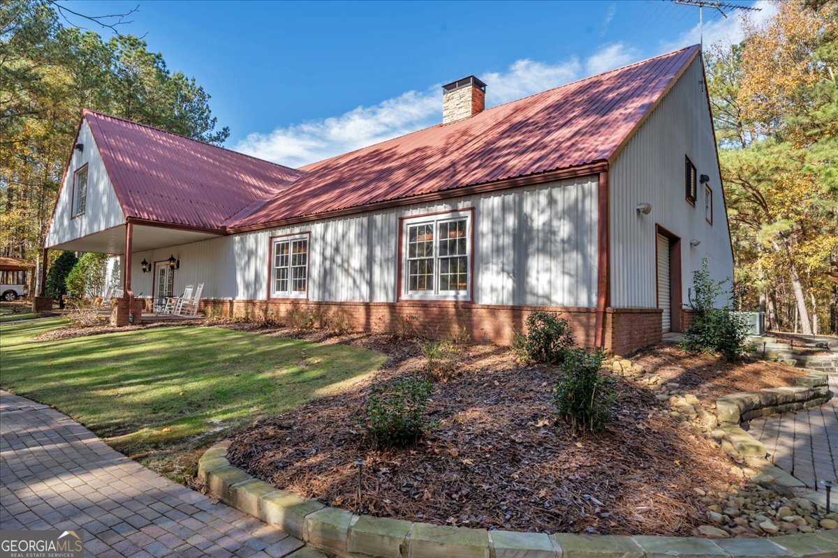 2079 Highway 85 Property Photo 4