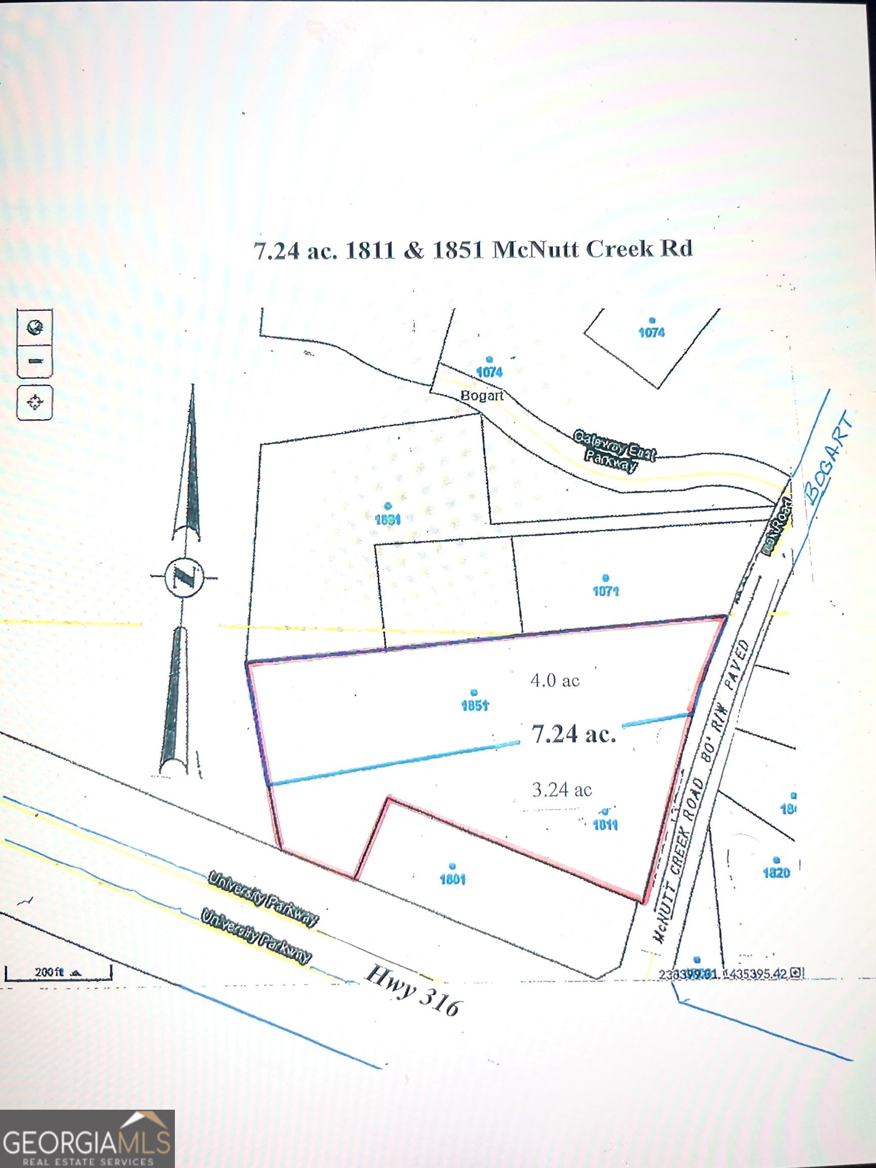 1811 Mcnutt Creek Road Property Photo 1