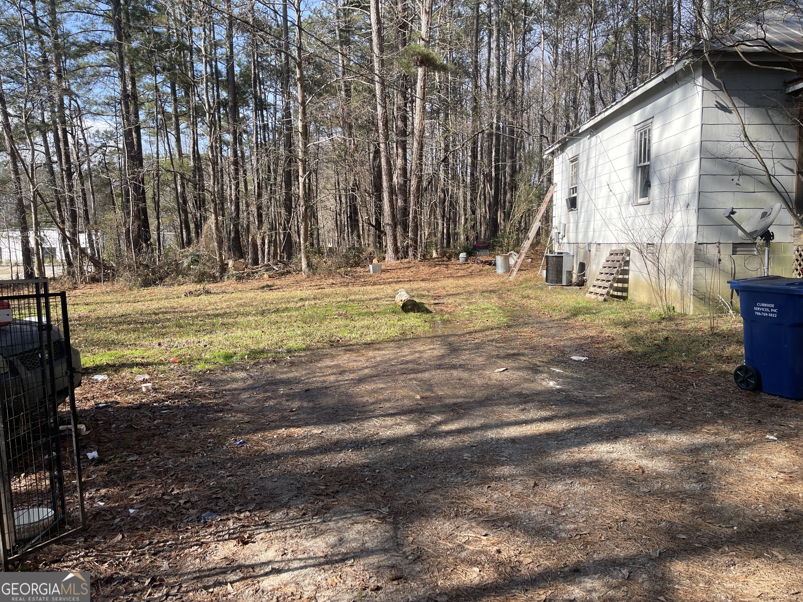 1811 Mcnutt Creek Road Property Photo 7