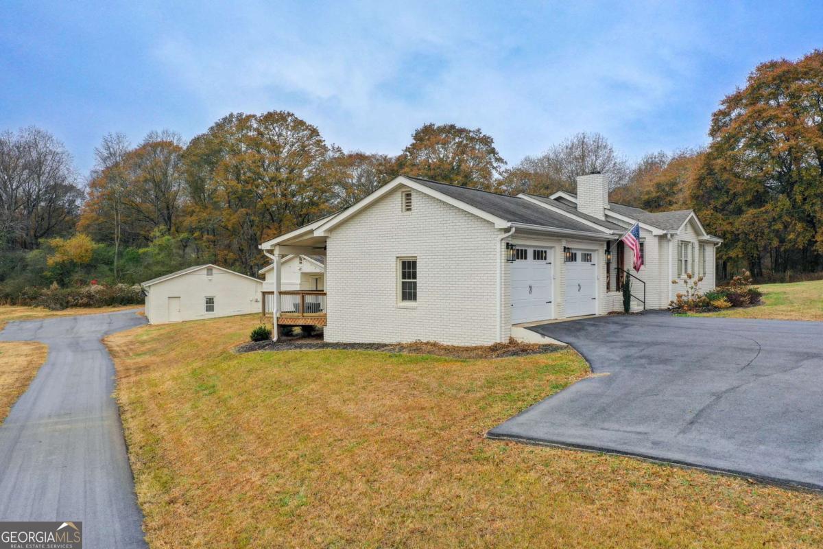 5125 Dahlonega Highway Property Photo 28