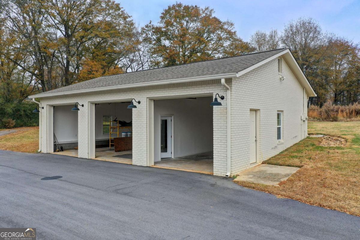 5125 Dahlonega Highway Property Photo 31