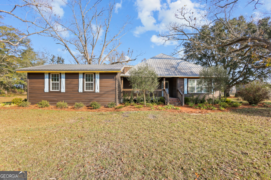 5466 Robbin Road Property Photo 2