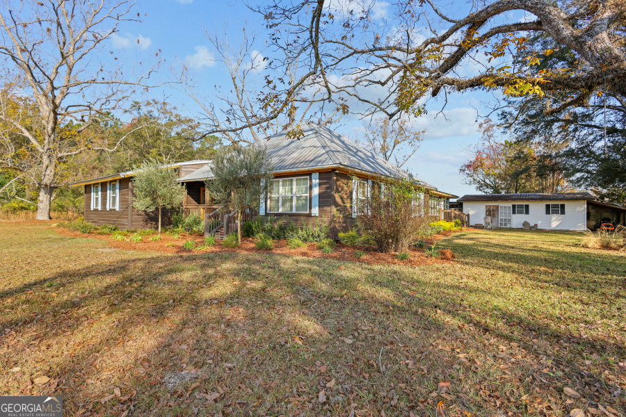 5466 Robbin Road Property Photo 8