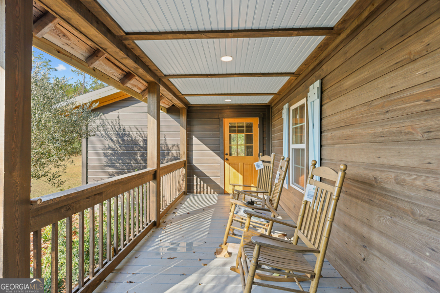 5466 Robbin Road Property Photo 11