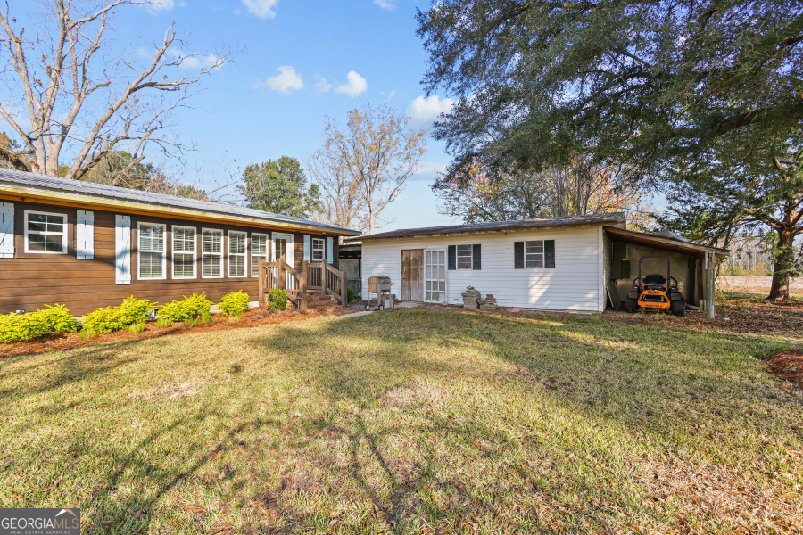 5466 Robbin Road Property Photo 12