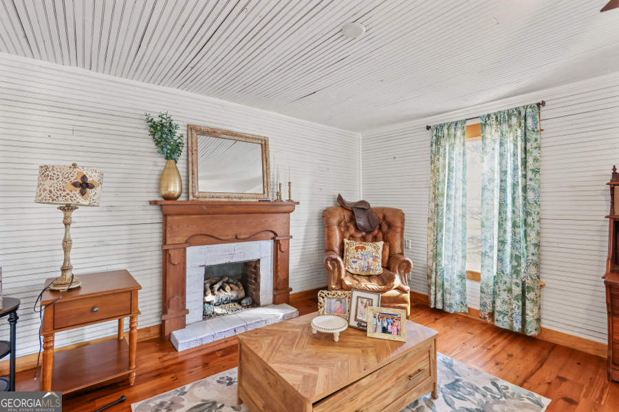5466 Robbin Road Property Photo 24