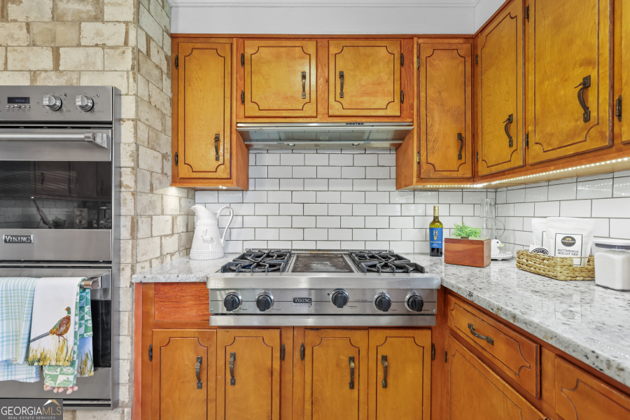 5466 Robbin Road Property Photo 38