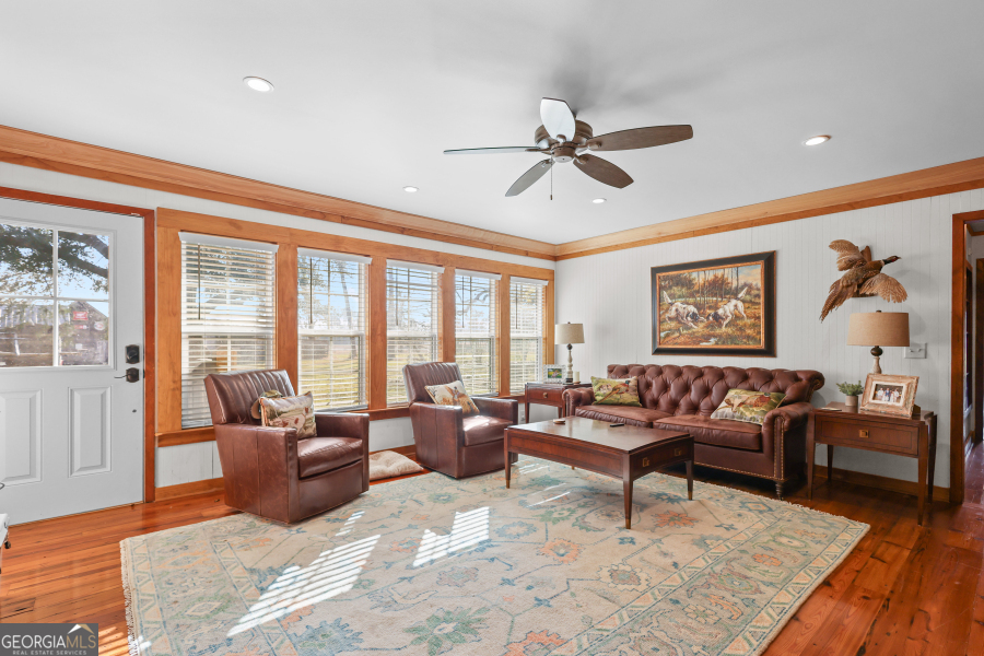 5466 Robbin Road Property Photo 44