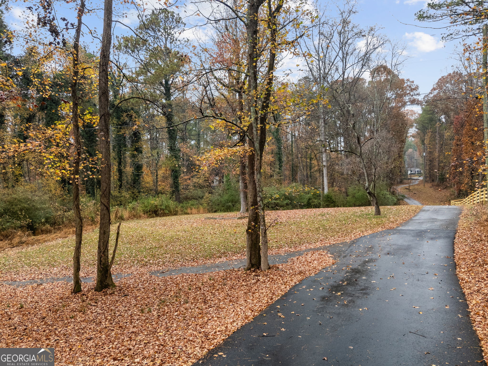 3116 Batesville Road Property Photo 6