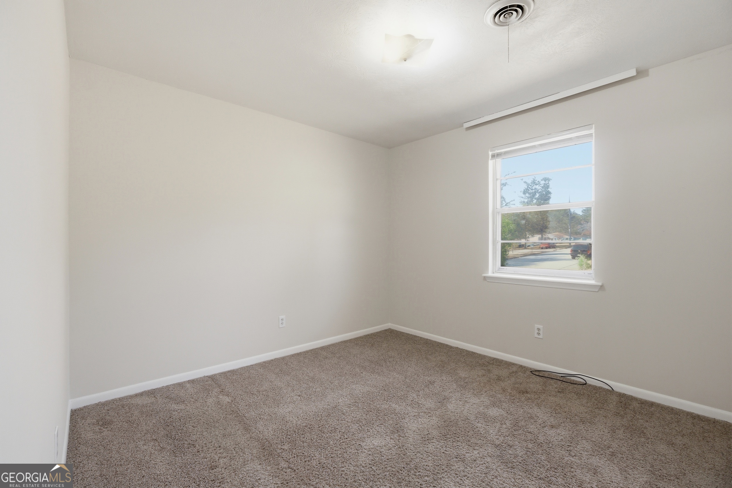 3606 Greiner Drive Property Photo 4